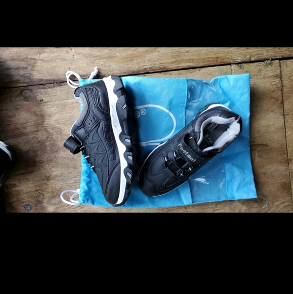 unk Shoes - Shoe